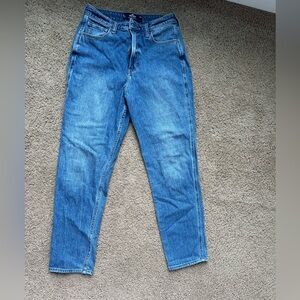 Hollister Ultra High Rise Mom Jean